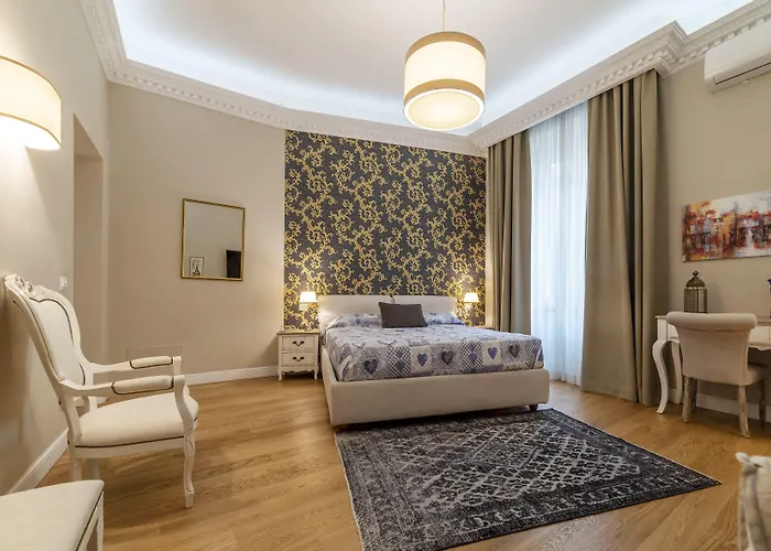 Guesthost - Domus Romana